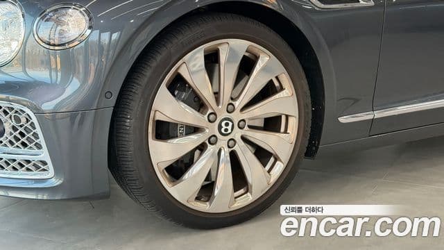 Bentley Flying Spur 3세대, 2021 все фото