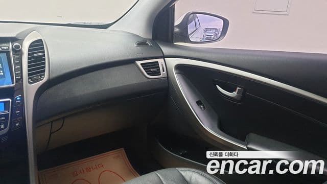 Hyundai i30(новый кузов / новое поколение) 1.6 GDI Extreme, 2012 11