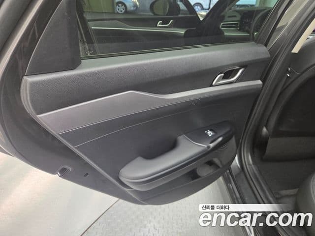 Kia K5 3세대 Trendy, 2021 10