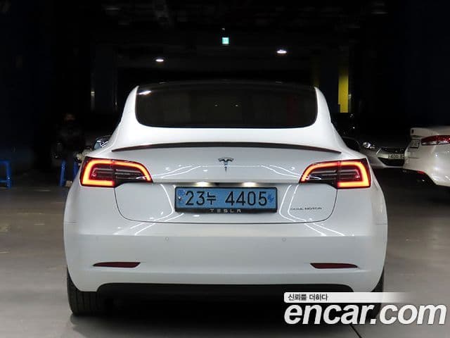 Tesla модель 3 Long Range, 2022 3