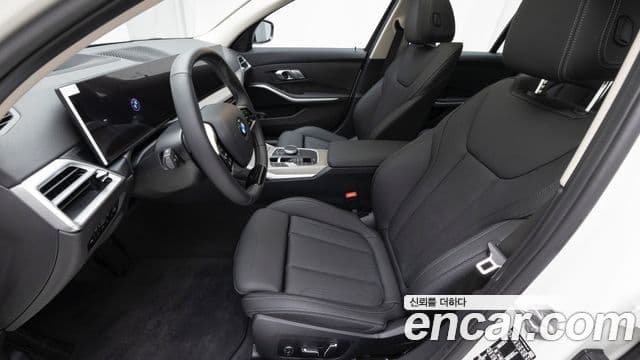 BMW 3시리즈 (G20), 2025 10