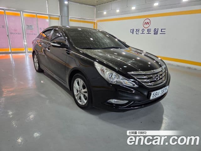 Hyundai YF Sonata топовая версия, 2010 6