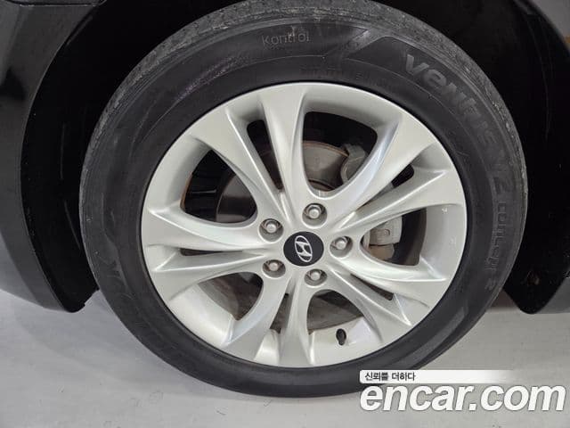 Hyundai YF Sonata топовая версия, 2010 7