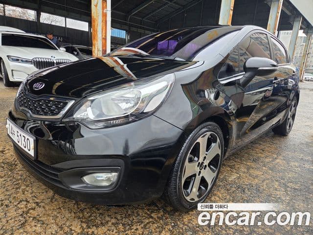 Kia All New Pride Prestige, 2012 2