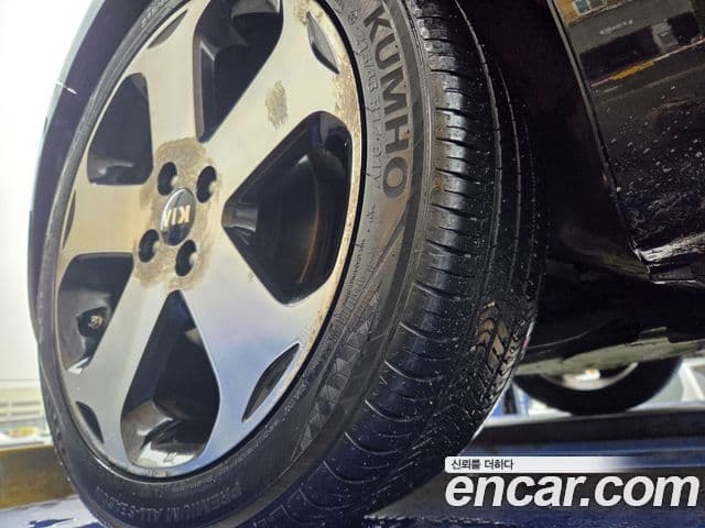 Kia All New Pride Prestige, 2012 15