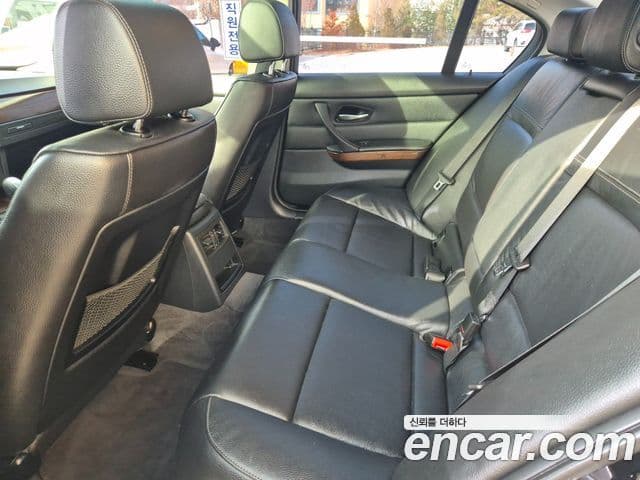 BMW 3시리즈 (E90) 320d седан навигация пакет, 2011 14