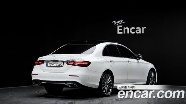 Mercedes-Benz E-класс W213 AMG Line, 2022 2