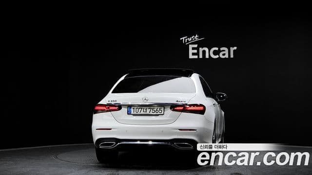 Mercedes-Benz E-класс W213 AMG Line, 2022 4