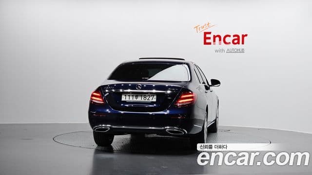 Mercedes-Benz E-класс W213 Exclusive, 2020 4