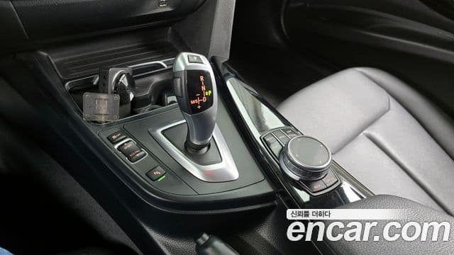 BMW 3시리즈 (F30), 2018 9