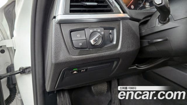 BMW 3시리즈 (F30), 2018 16