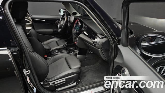 Mini Cooper S 3세대, 2022 10