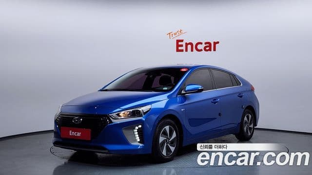 Hyundai Ioniq гибрид, 2016 1