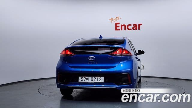 Hyundai Ioniq гибрид, 2016 4