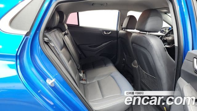 Hyundai Ioniq гибрид, 2016 12