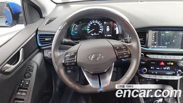 Hyundai Ioniq гибрид, 2016 13