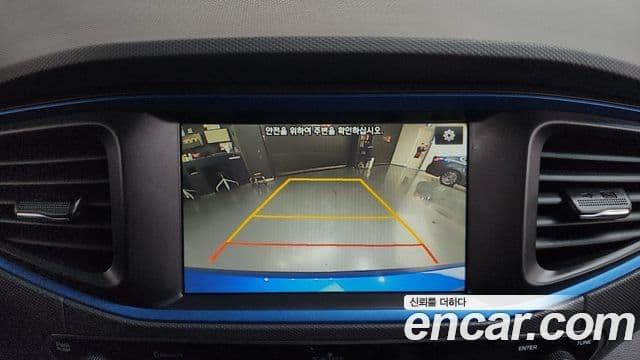 Hyundai Ioniq гибрид, 2016 17