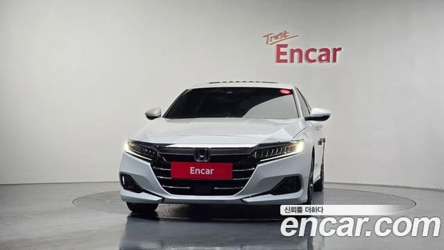 Honda Accord 10세대 1.5 турбо, 2021 3