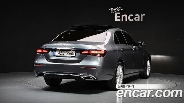 Mercedes-Benz E-класс W213 Exclusive, 2021 2
