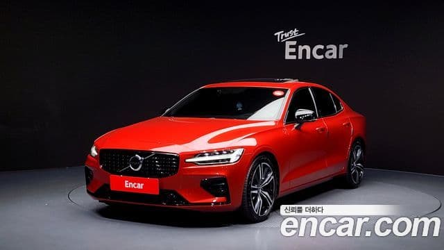 Volvo S60 3세대 B5 R-Design, 2022 1