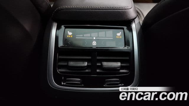 Volvo S60 3세대 B5 R-Design, 2022 19