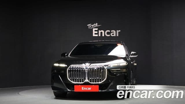 BMW i7 (G70) xDrive 60 M Sport, 2023 3