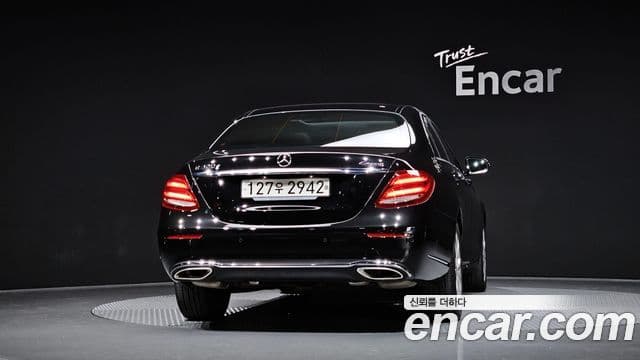 Mercedes-Benz E-класс W213 Exclusive, 2019 4