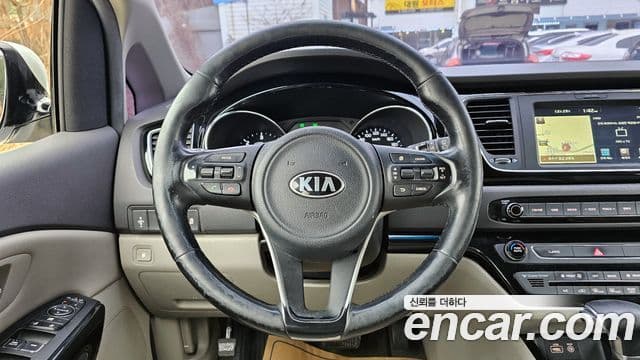 Kia All New Carnival Prestige, 2017 14