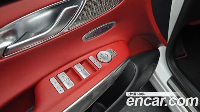 Genesis GV70, 2021 17