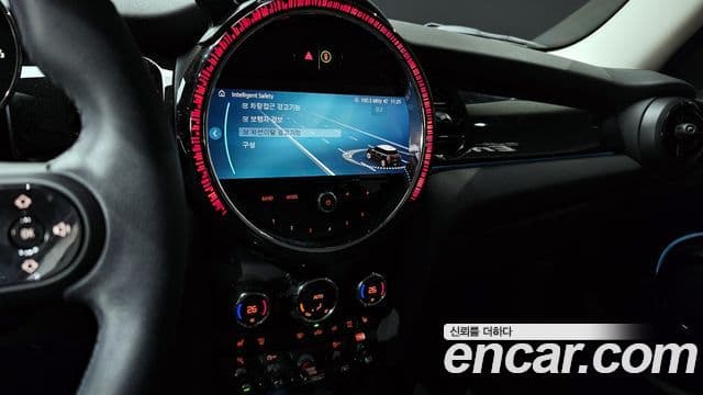 Mini Cooper 3세대, 2024 14