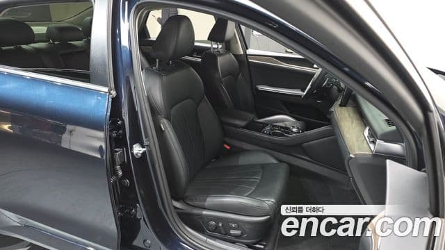 Kia K5 3세대 Signature, 2020 10