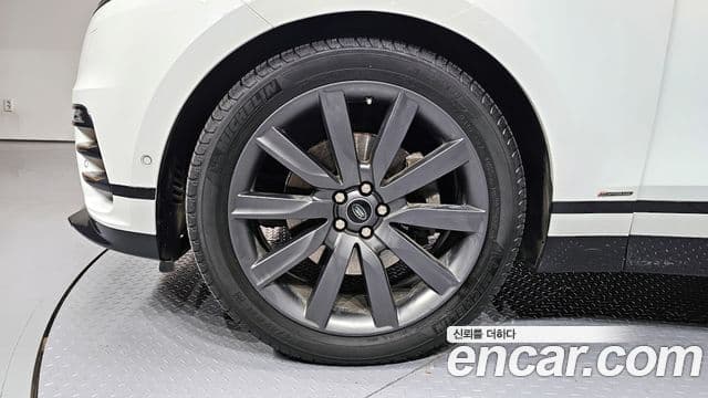 Land Rover Range Rover Velar 3.0 D300 R-Dynamic HSE, 2020 все фото