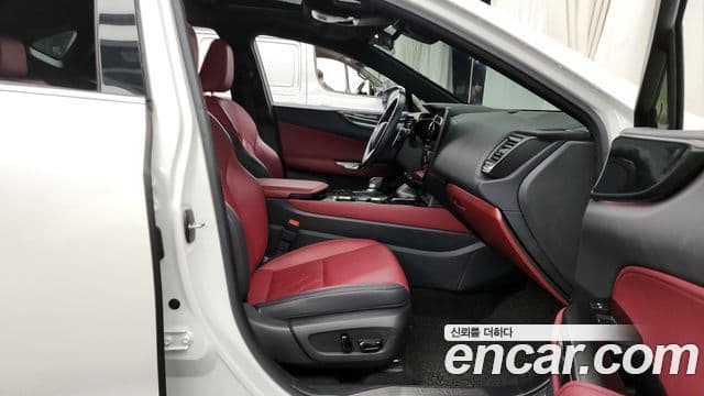 Lexus NX350h 2세대 Premium, 2025 11