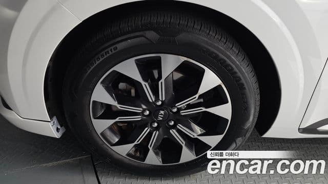 Kia Carnival 4세대 Signature, 2021 все фото