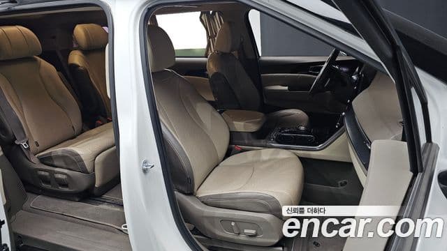 Kia Carnival 4세대 Signature, 2021 10