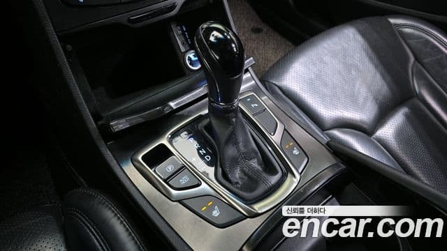 Hyundai Grandeur HG гибрид Premium, 2015 9