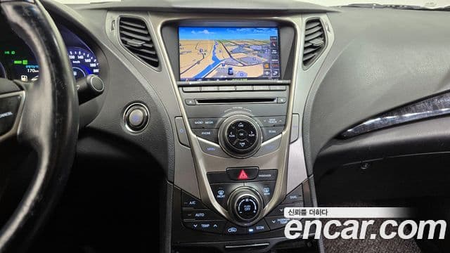 Hyundai Grandeur HG гибрид Premium, 2015 16