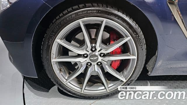 Genesis G70 Supreme, 2018 все фото