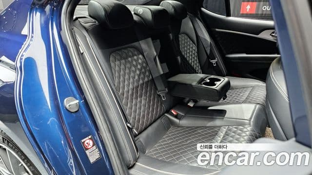 Genesis G70 Supreme, 2018 12