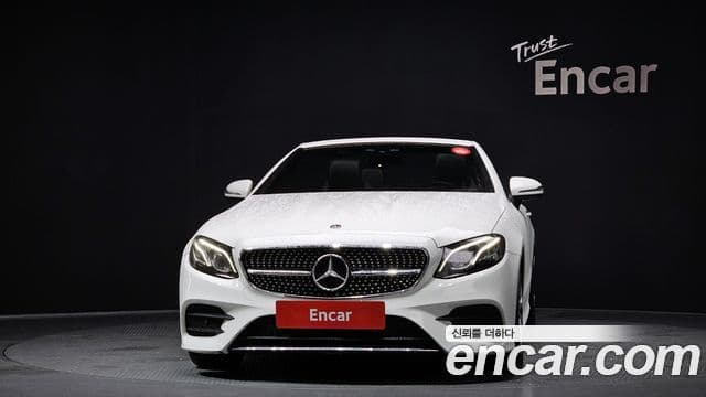Mercedes-Benz E-класс W213 E220d кабриолет, 2018 3