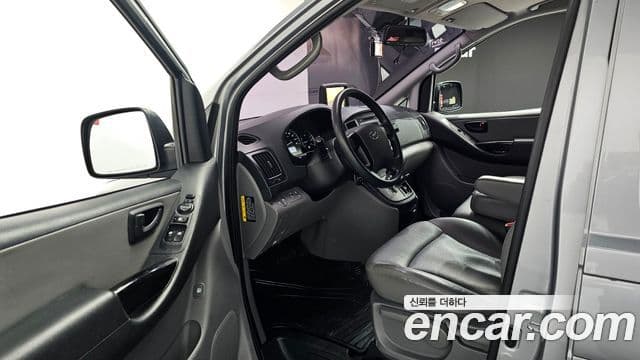 Hyundai Grand Starex Smart, 2018 11