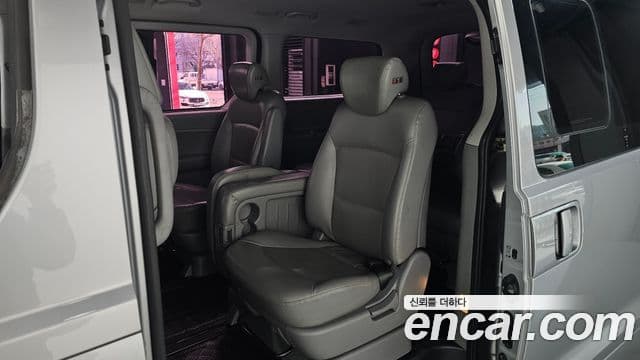Hyundai Grand Starex Smart, 2018 12