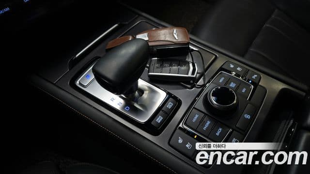 Genesis G80 Sport, 2017 9