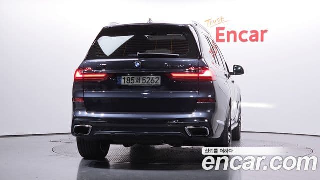 BMW X7 (G07) xDrive 40d M Sport 6인승, 2022 4