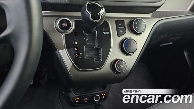 Kia The / новый New Ray Signature, 2021 9