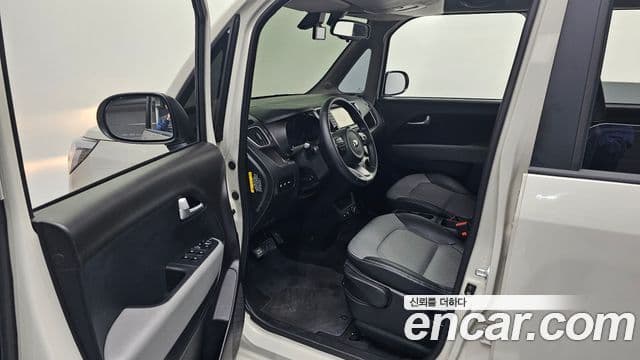 Kia The / новый New Ray Signature, 2021 10