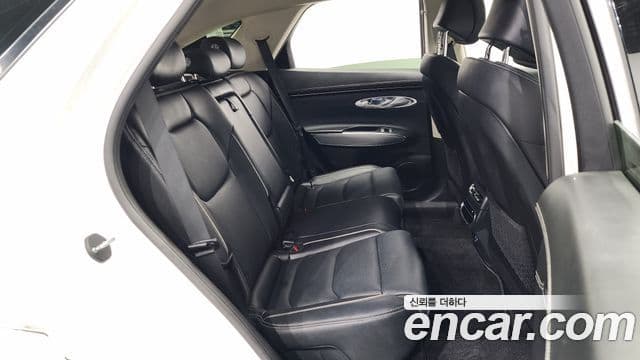 Genesis GV70, 2023 12