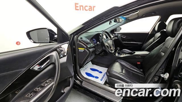 Hyundai Grandeur HG Premium, 2014 10