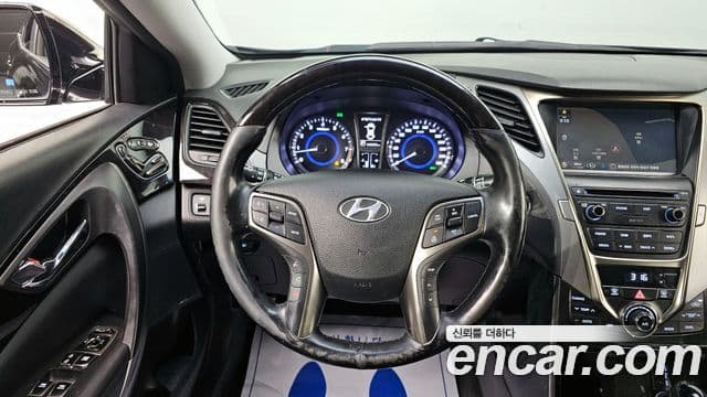Hyundai Grandeur HG Premium, 2014 15