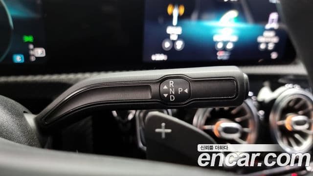 Mercedes-Benz A-класс W177 A220 хэтчбек, 2019 9